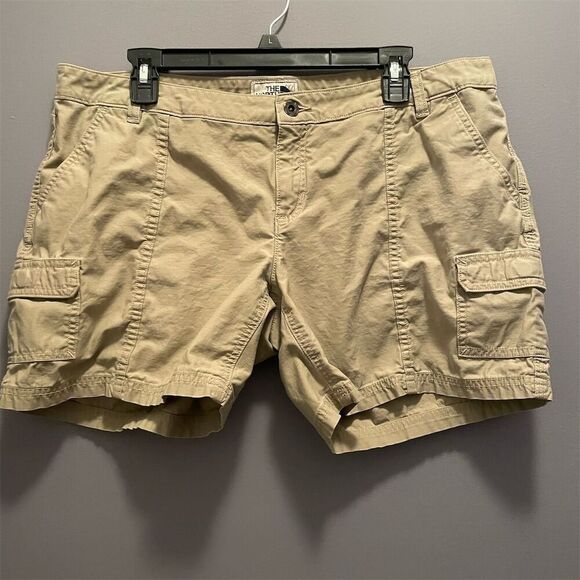 The North Face Pants - The North Face Women's Cargo Hiking Shorts Beige Plus Size 16 Long